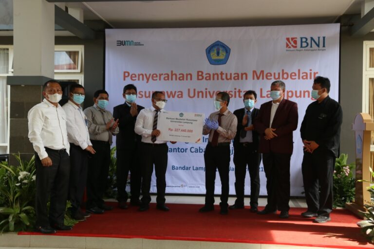 Unila Terima Bantuan Mebel dari BNI