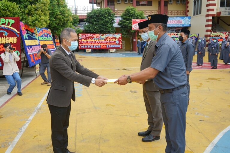 Serah Terima Jabatan Kepala Sekolah YP Unila