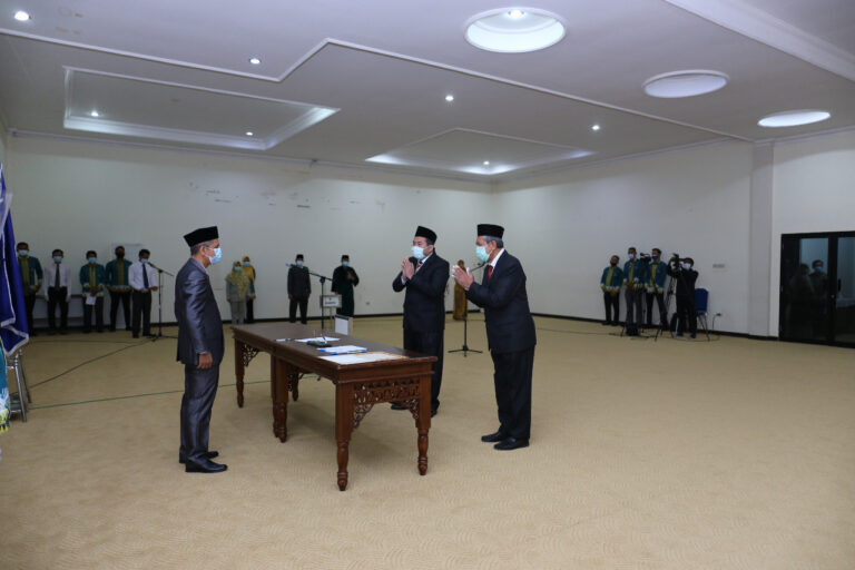 Rektor Lantik Direktur Pascasarjana dan Ketua LP3M