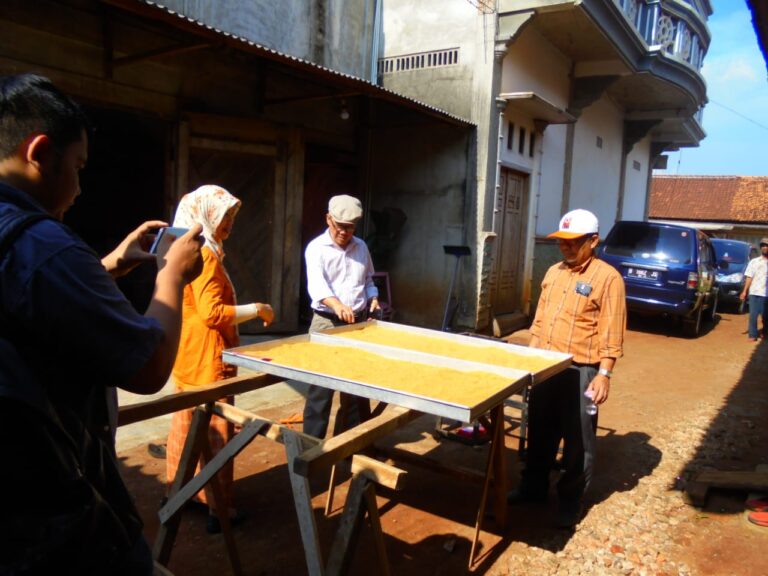 Bina Produsen Gula Semut Lampung, Otik Berharap Tembus Pasar Ekspor