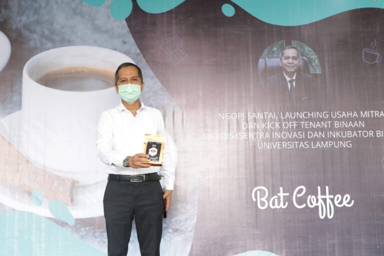 Sikubis Unila Kembangkan Produk Bat Coffee