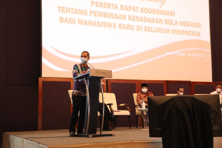 Rektor Narasumber Pembinaan Kesadaran Bela Negara