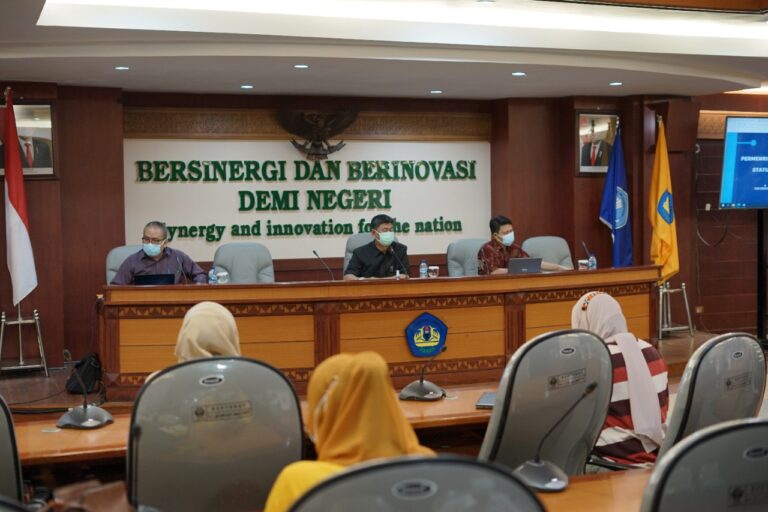 Rapat Pembahasan SOTK dan Statuta Unila