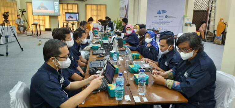 Fakultas Teknik Gelar Konferensi Internasional ICCTEIE Perdana