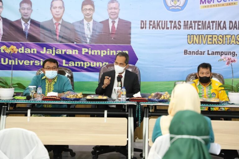 Kunjungan Kerja Rektor dan Jajaran ke FMIPA