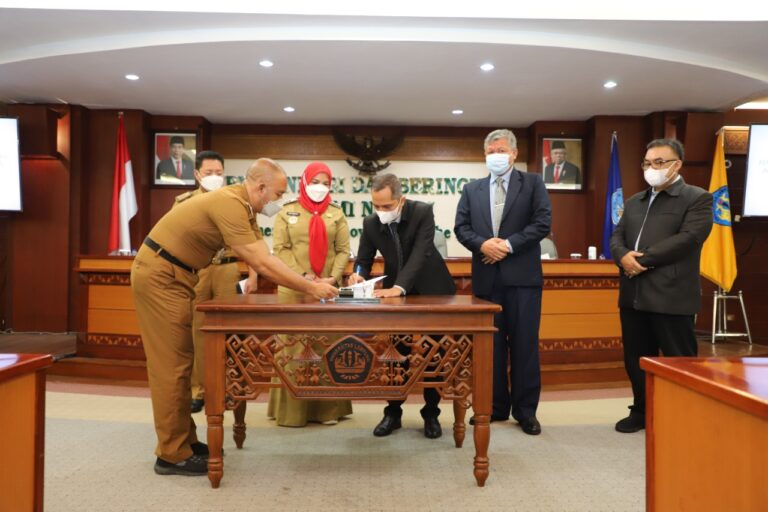 Unila Bantu Pemkot Atasi Masalah Sampah Kota Bandarlampung