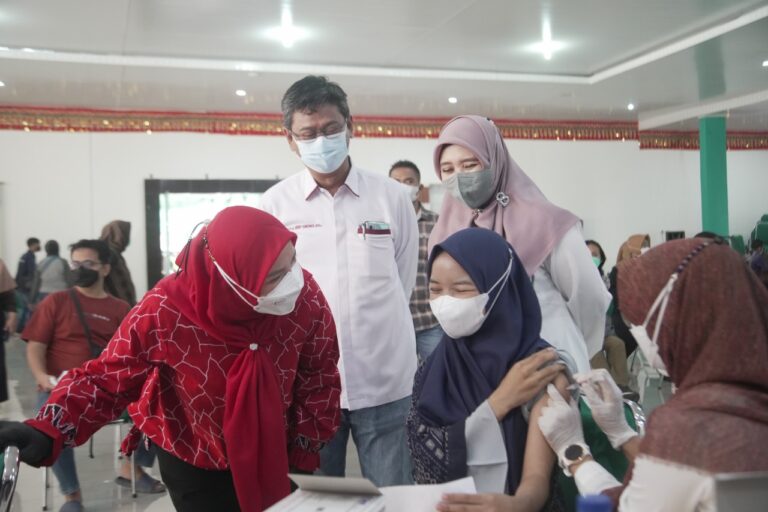 Buka Sentra Vaksinasi Booster, Unila Targetkan 1000 Warganya Divaksin