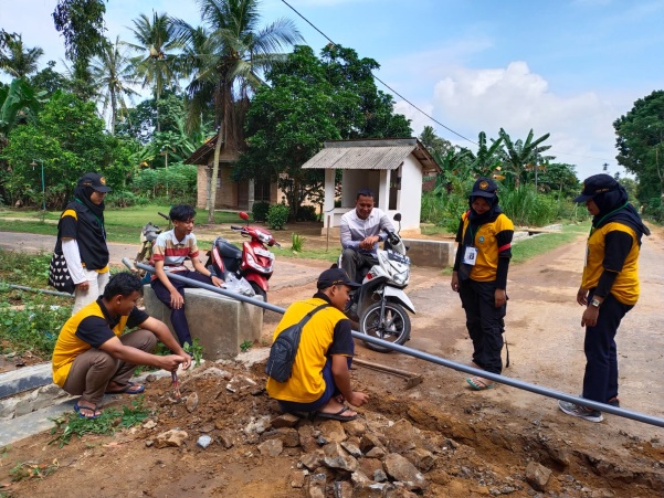 Mahasiswa KKN Bantu Program Pamsimas Upayakan Air Bersih