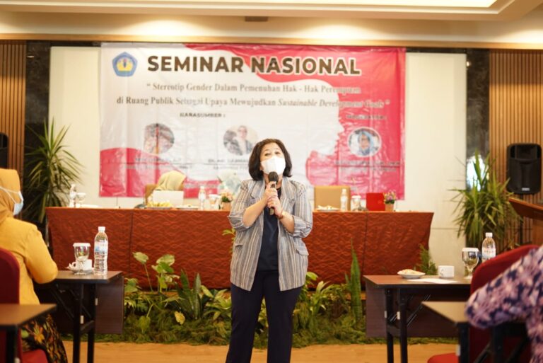Darmawanita Unila Seminarkan Stereotip Gender di Ruang Publik