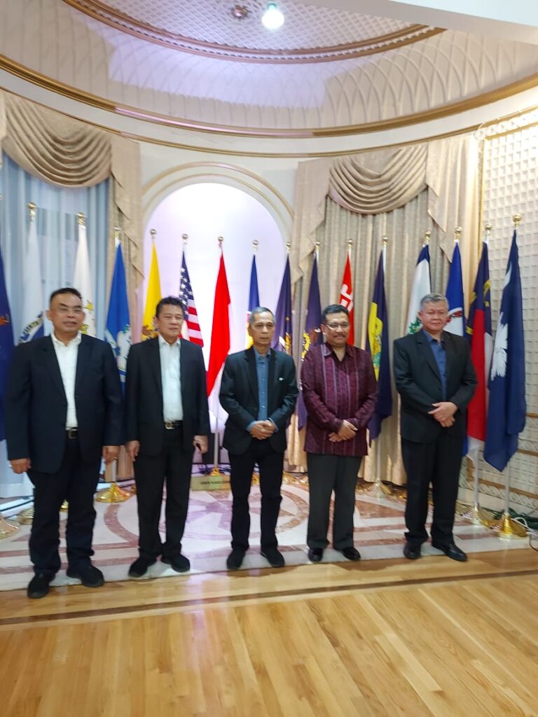 Rektor Bersama KJRI New York