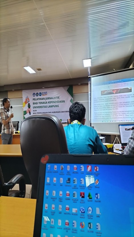 Peran Media Sosial dalam Meningkatkan Eksistensi Unila