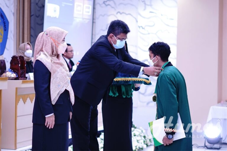 19 Mahasiswa Kedokteran Ikuti Sumpah Dokter Periode II/2022