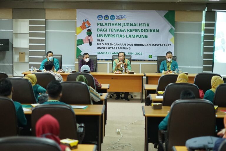 Gelar Pelatihan Jurnalistik, Humas Gandeng News Manager Tribun Lampung