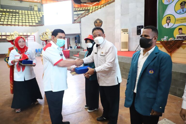 Penyerahan dan Pembekalan Mahasiswa KKN Periode II Tahun 2022