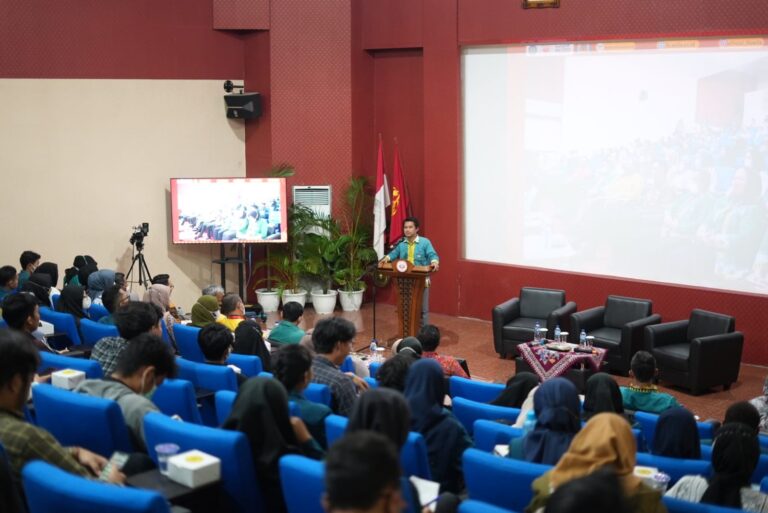 200 Mahasiswa Ikuti Pembekalan Persiapan Karier