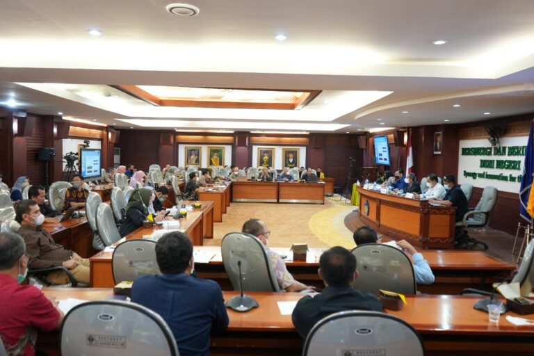 Unila Lakukan Uji Publik Eksternal Terhadap Pertor PBJ BLU