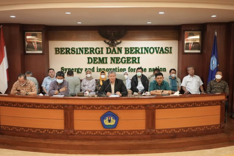 RILIS PIMPINAN UNIVERSITAS LAMPUNG
