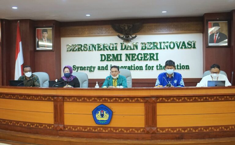 Unila Gelar Sosialisasi Percepatan Guru Besar