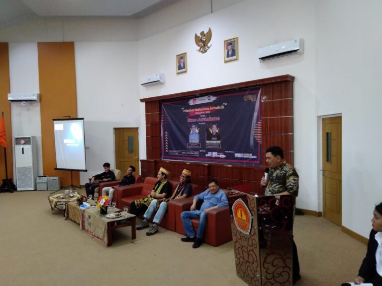 WR 3 Buka Pelatihan Mahasiswa Jurnalistik Teknokra Unila