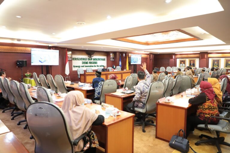 Rapat Terbatas Senat Universitas Lampung
