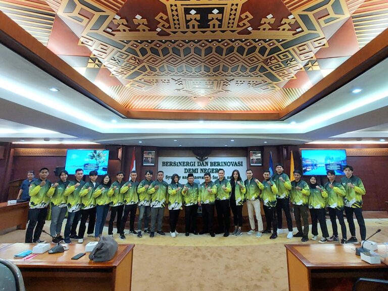 Pelepasan Kontingen Mahasiswa Lampung ke Pomnas Padang 