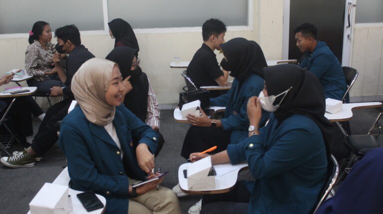 Bekali Karier Mahasiswa, CCED adakan Pelatihan Karier Sebaya