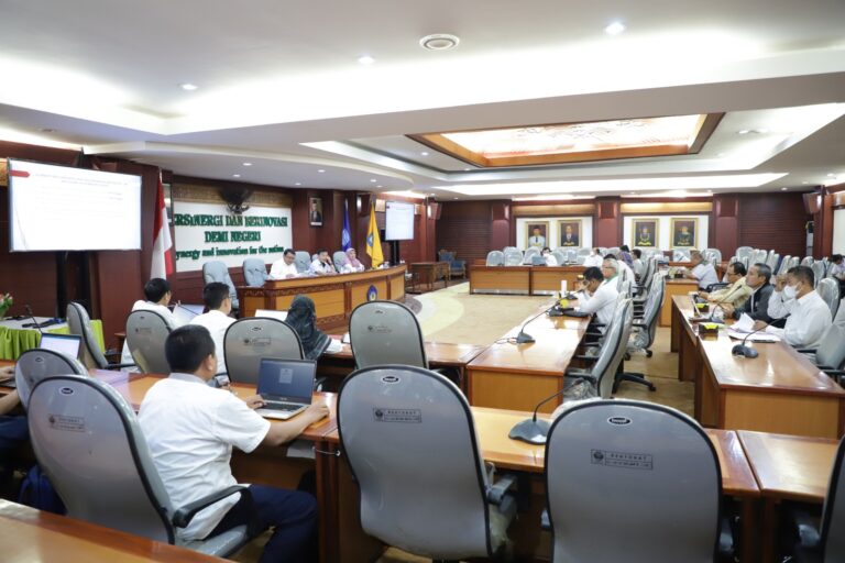 Rapat Pembahasan Tarif IPI Mahasiswa Jalur Mandiri dan Uang Kuliah Pascasarjana