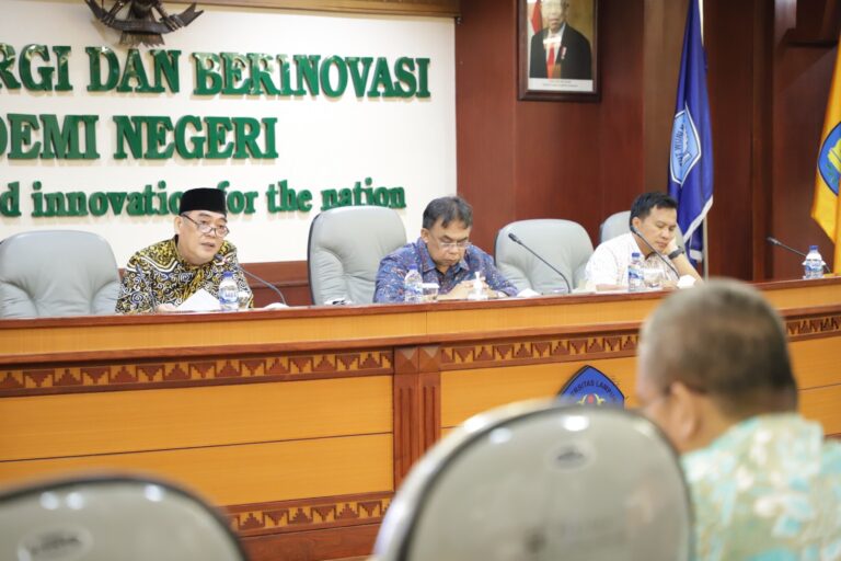 Rapat Koordinasi Progress HETI-Project ADB