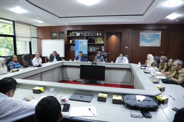 Cegah Stunting dan Tingkatkan Kualitas Hidup Masyarakat, Unila Teken MoU Bersama BKKBN