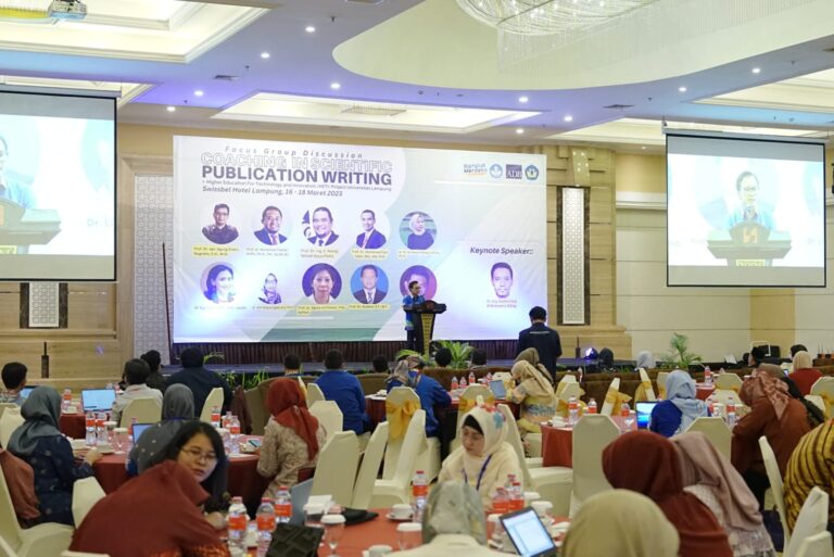 Dukung Pengembangan SDM Dosen, Tim HETI adakan Coaching Clinic