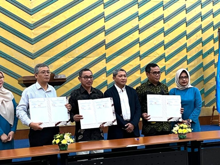 Unila Tanda Tangani Kontrak Hibah Revitalisasi LPTK