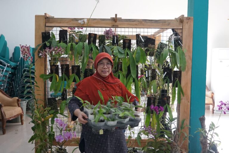 Unila Akan Luncurkan Pusat Penelitian Anggrek