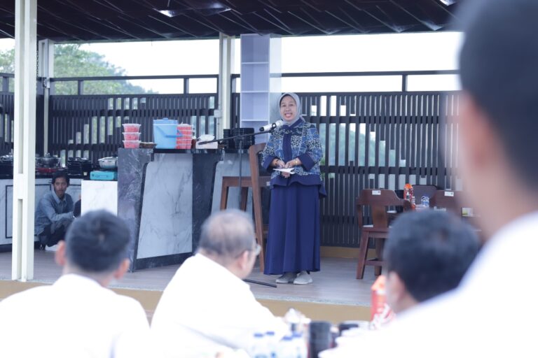 Unila Gelar Evaluasi Jalan Sehat dan Launching Rooftop Gedung Rektorat