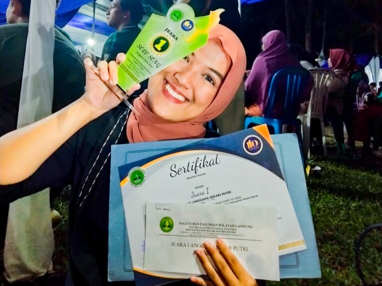 Mahasiswi Pendidikan Seni Musik Juara 1 Lomba Anggana Sekar pada LSAF VII 2023