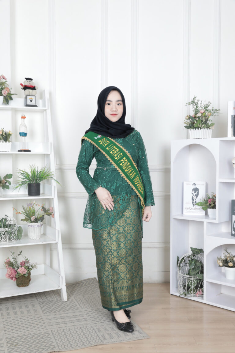 Mahasiswa Teknik Unila Dukung Minat Membaca di Kalangan Remaja Melalui Program Duta Literasi