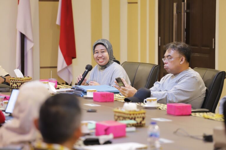 Unila dan Pemprov Lampung Bahas Hibah Lahan Kampus Baru