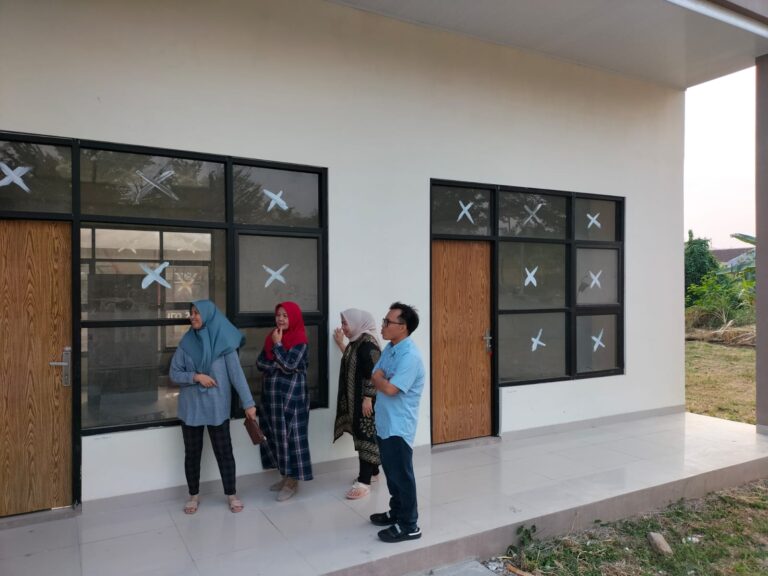 Peninjauan Gedung Graha Kemahasiswaan Baru oleh WR Bidang Umum dan Keuangan