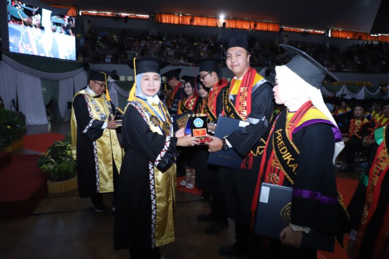 Unila Mewisuda 1.473 Mahasiswa Periode I Tahun Akademik 2023/2024