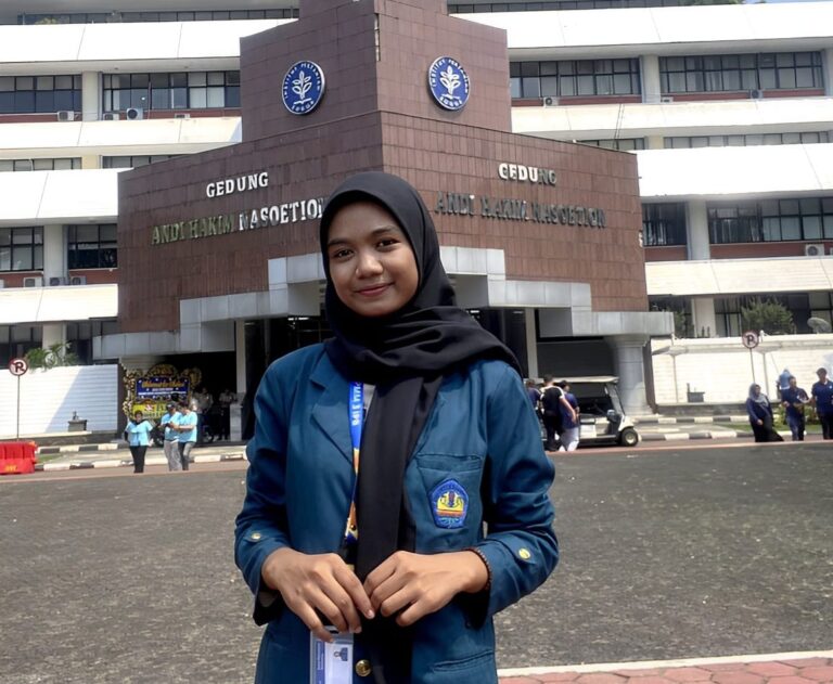 Wahyuni Safitri, Mengenal Budaya Indonesia Lewat PMM