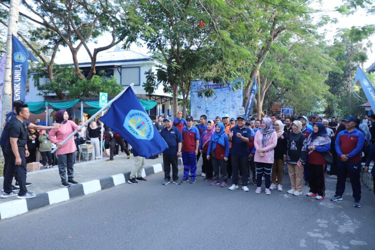 FT Gelar Fun Walk Engineering 2023