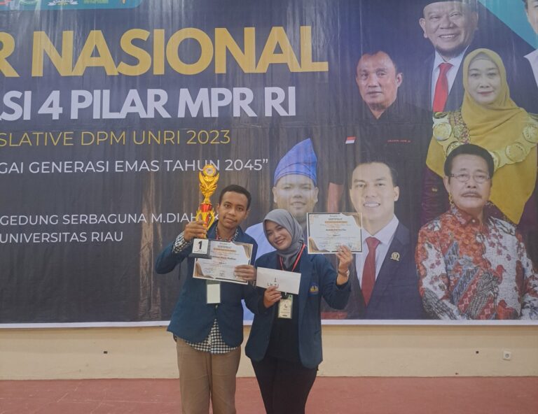 Mahasiswa FH Unila Juara Karya Tulis Nasional