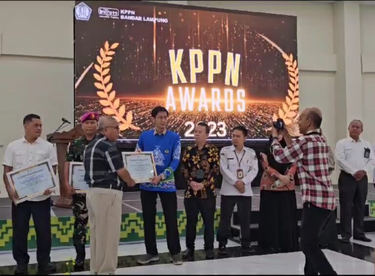 Unila Raih Penghargaan Satker Terbaik 2023