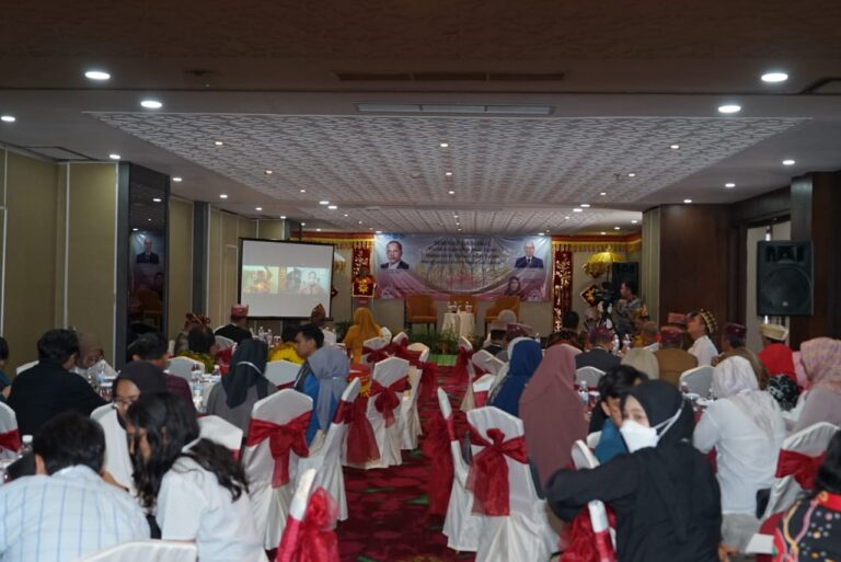 Seminar Nasional Unila: Perlindungan Hak Tanah Adat