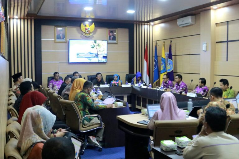 Warek BUK Buka Asesmen Lapangan Akreditasi Prodi Pendidikan Geografi FKIP