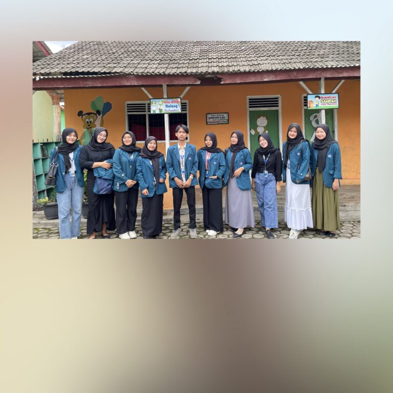 Jelang PMB, Mahasiswa KKN-PLP Desa Kertosari X Sosialisasikan Beasiswa Jalur SNBP Unila