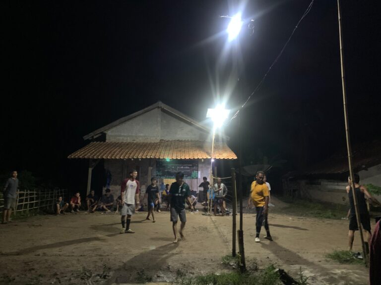 Asah Minat dan Bakat, Mahasiswa KKN dan Pemuda Adakan Lomba Takraw Kampung Pisang Indah