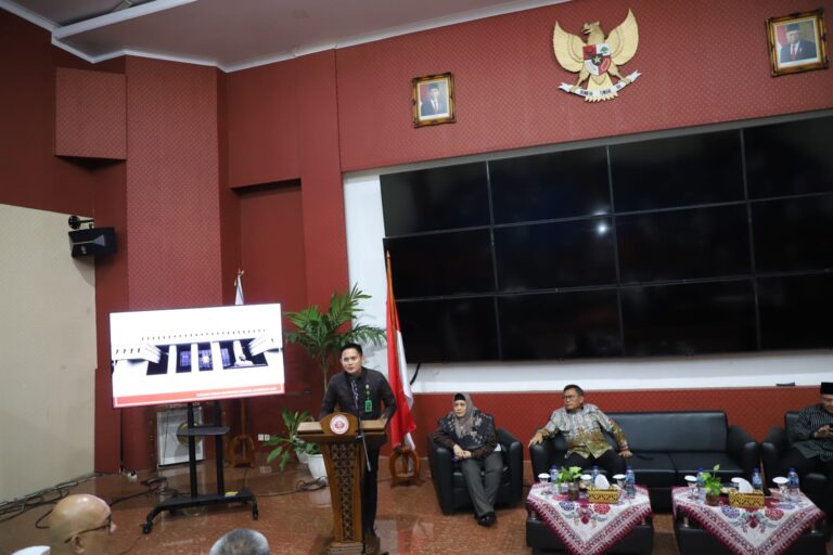 Pembekalan Calon Lulusan FH Unila: Langkah Awal Menuju Karier Hukum yang Sukses