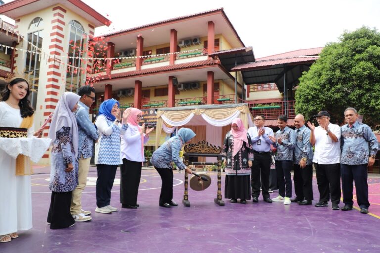 Rektor Buka Youth Project VII SMA YP Unila 2024: Bangun Karakter dan Gali Potensi Siswa