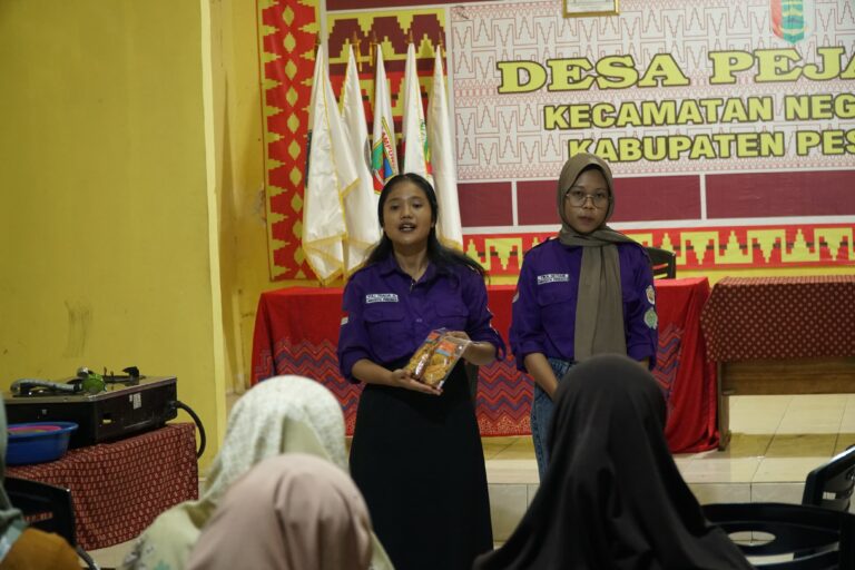 Perma AGT Hilirisasi Produk Jagung Bersama Anggota PKK Desa Pejambon Pesawaran