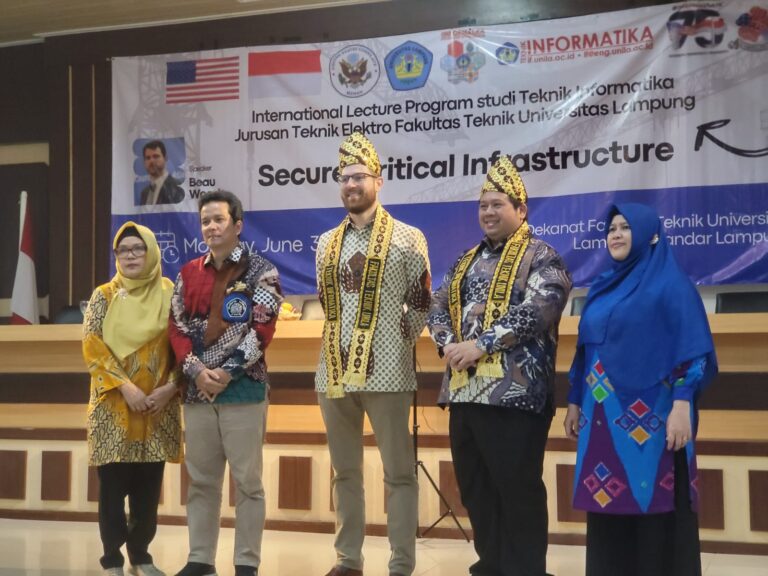 Prodi Teknik Informatika Gelar Kuliah Umum Internasional Secure Critical Infrastructure